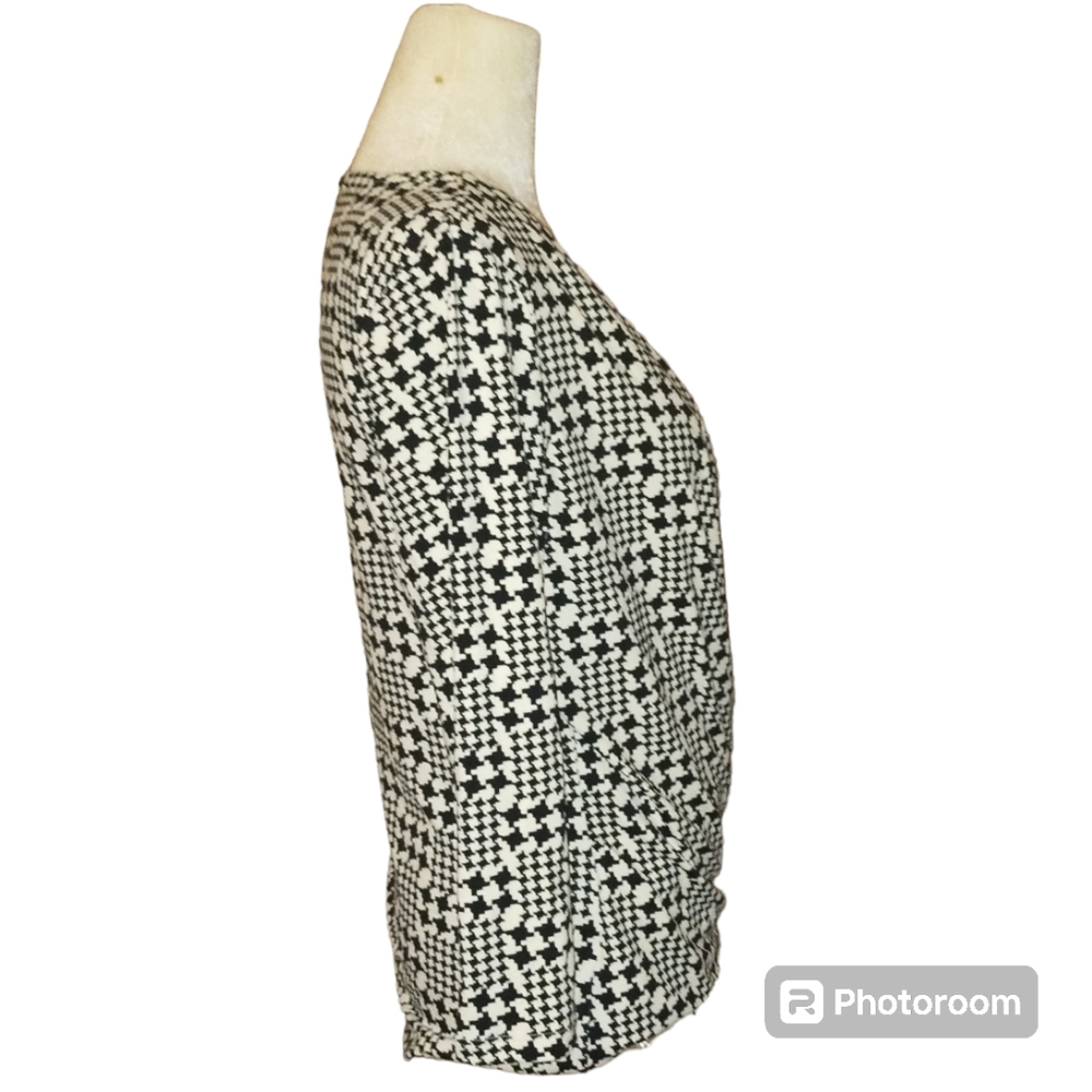 Talbots Faux Wrap Top Houndstooth Pattern Size Me… - image 3